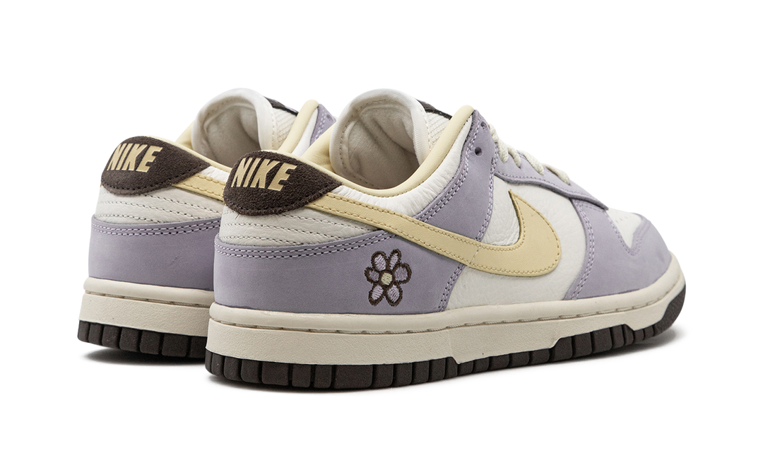 NIKE DUNK LOW PREMIUM LILAC BLOOM WOMENS