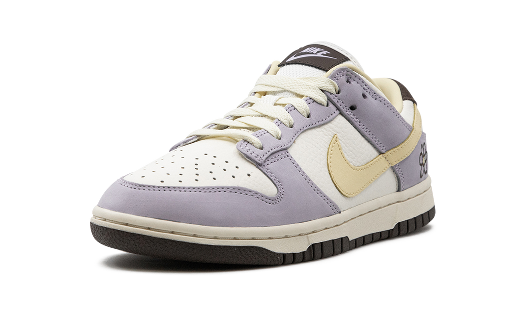 NIKE DUNK LOW PREMIUM LILAC BLOOM WOMENS