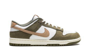 NIKE DUNK LOW PREMIUM MEDIUM OLIVE HEMP — Stock
