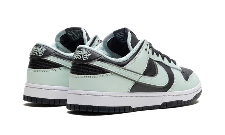 NIKE DUNK LOW PREMIUM SMOKE GREY BARELY GREEN