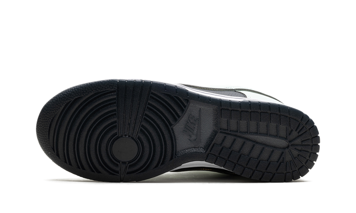 NIKE DUNK LOW PREMIUM SMOKE GREY BARELY GREEN