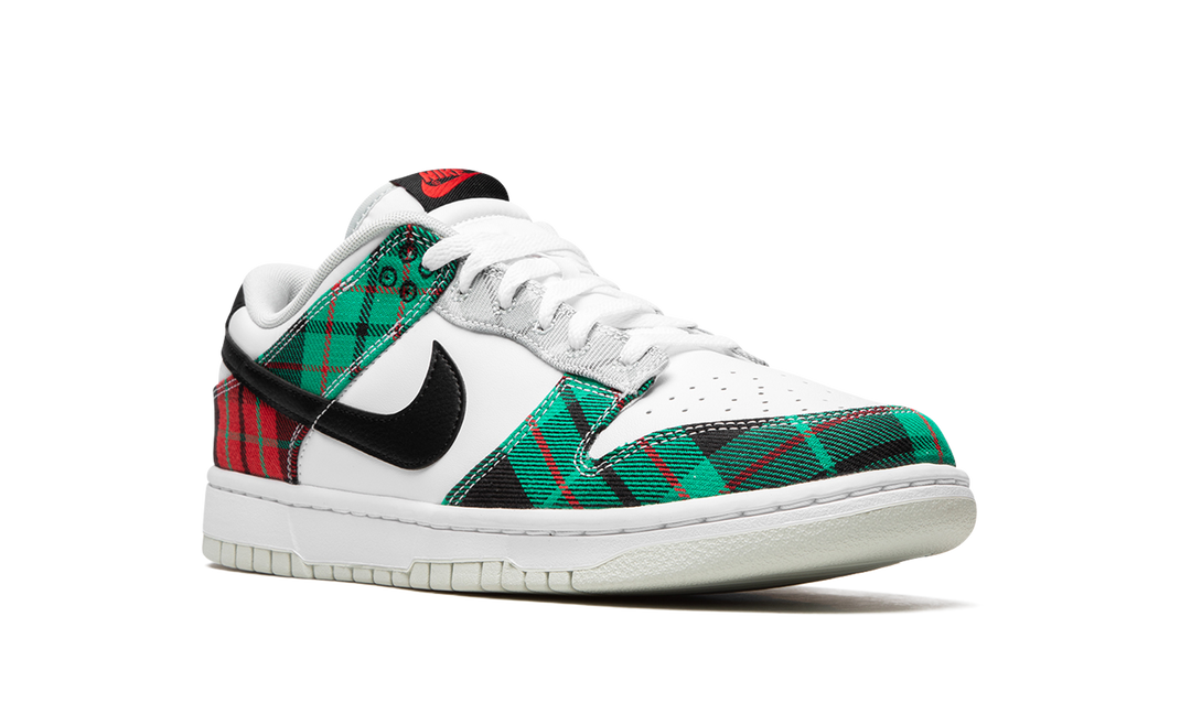 NIKE DUNK LOW PREMIUM TARTAN PLAID