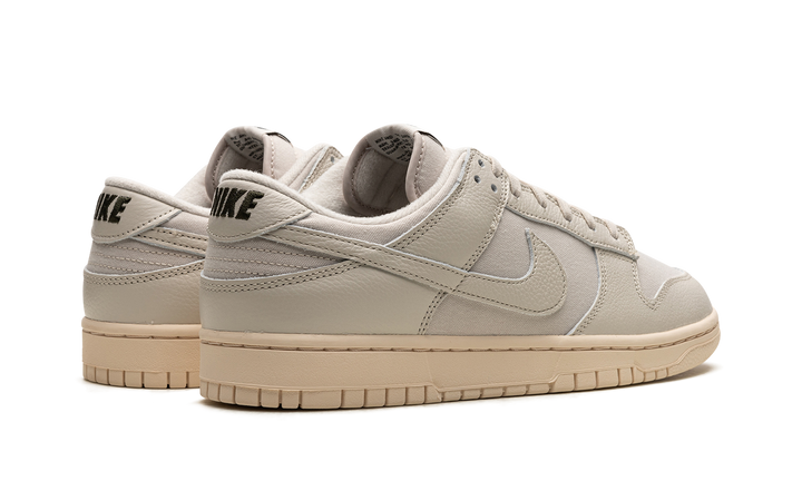 NIKE DUNK LOW PRM GUAVA ICE