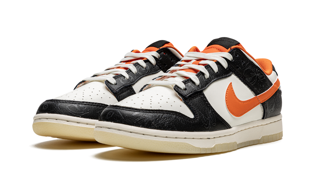 NIKE DUNK LOW PRM HALLOWEEN