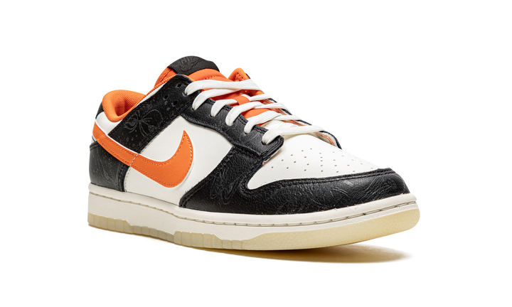 NIKE DUNK LOW PRM HALLOWEEN