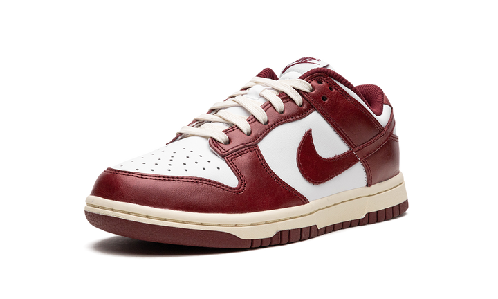 NIKE DUNK LOW PRM TEAM RED