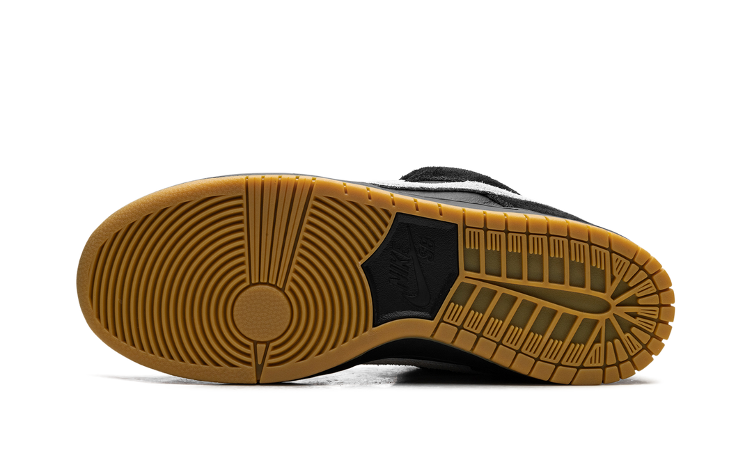 NIKE DUNK LOW PRO SB BLACK WHITE GUM