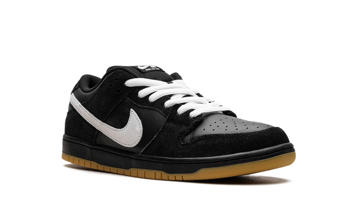 NIKE DUNK LOW PRO SB BLACK WHITE GUM