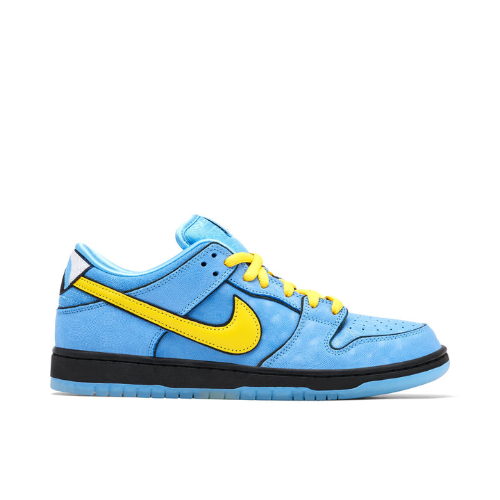 NIKE DUNK LOW PRO SB X THE POWERPUFF GIRLS BUBBLES — Stock 