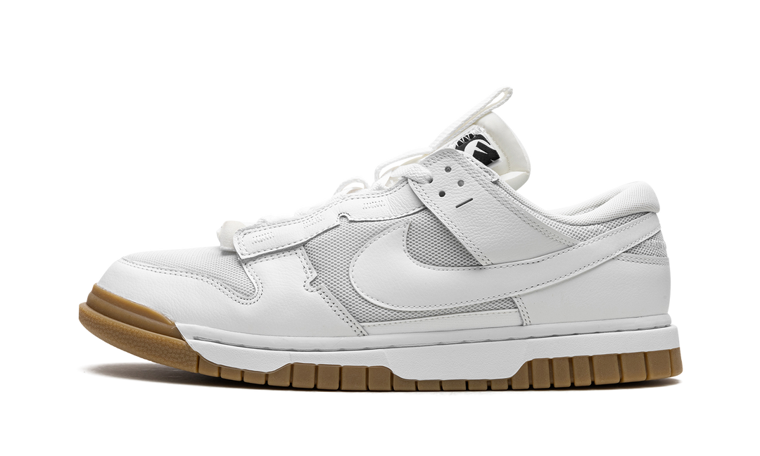NIKE DUNK LOW REMASTERED WHITE GUM