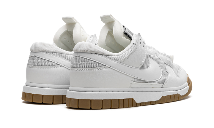 NIKE DUNK LOW REMASTERED WHITE GUM