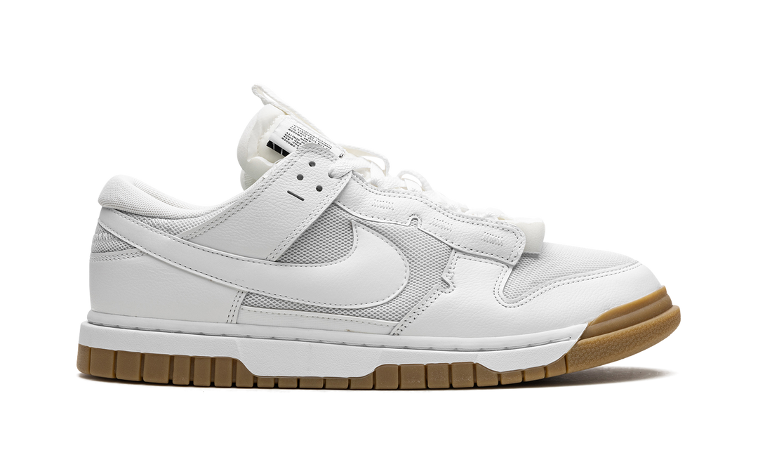 NIKE DUNK LOW REMASTERED WHITE GUM