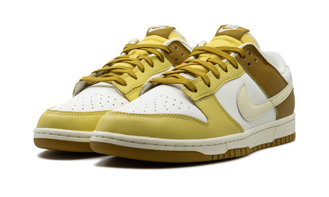 NIKE DUNK LOW RETRO BRONZINE — Stock 