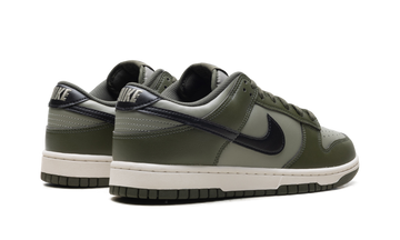 NIKE DUNK LOW RETRO LIGHT ARMY CARGO KHAKI — Stock