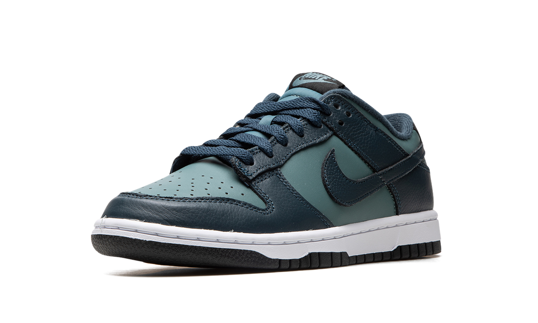 NIKE DUNK LOW RETRO PREMIUM ARMOURY NAVY