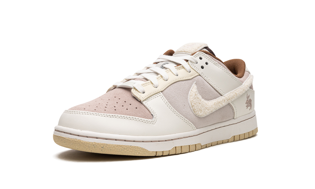 NIKE DUNK LOW RETRO PRM YEAR OF THE RABBIT MOCHA BROWN — Stock 