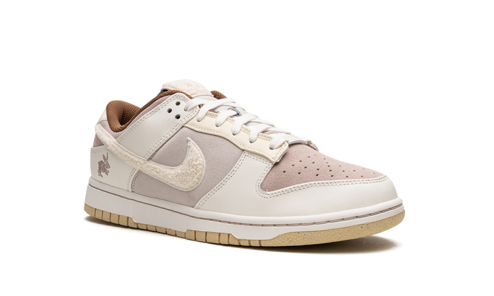 NIKE DUNK LOW RETRO PRM YEAR OF THE RABBIT MOCHA BROWN — Stock 