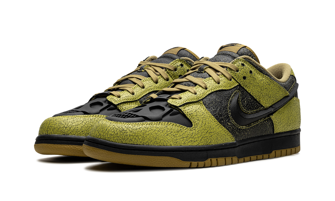 NIKE DUNK LOW RETRO QS HALLOWEEN SKULL