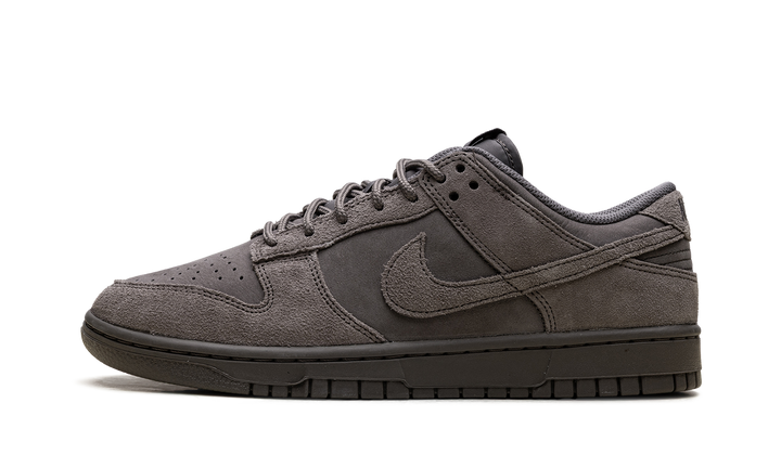 NIKE DUNK LOW RETRO SE CAVE STONE