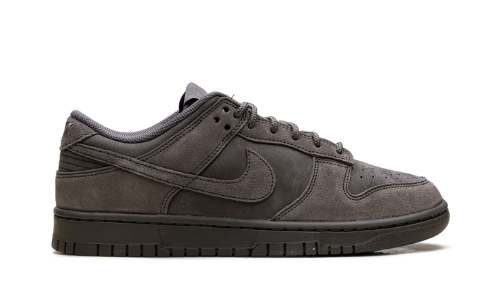 NIKE DUNK LOW RETRO SE CAVE STONE