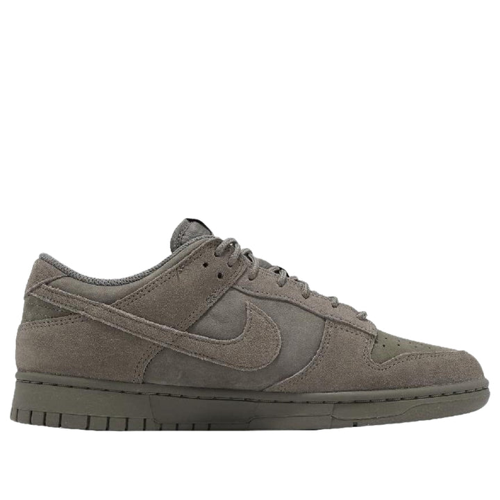 NIKE DUNK LOW RETRO SE CAVE STONE