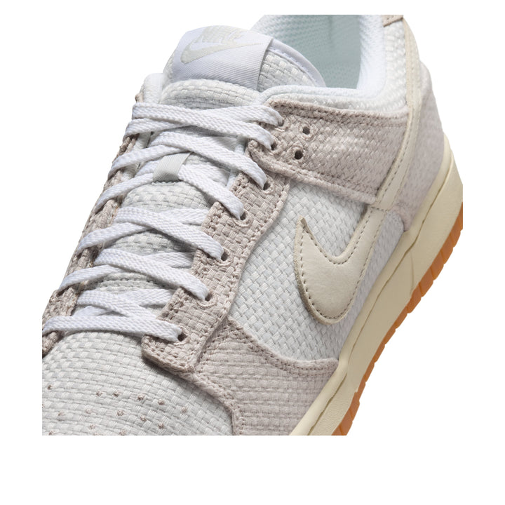 NIKE DUNK LOW RETRO SE MOON PARTICLE PHOTON DUST