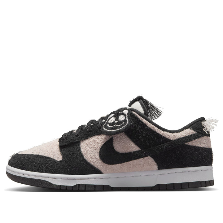 NIKE DUNK LOW RETRO SE PANDA-MONIUM WHITE BLACK SUEDE