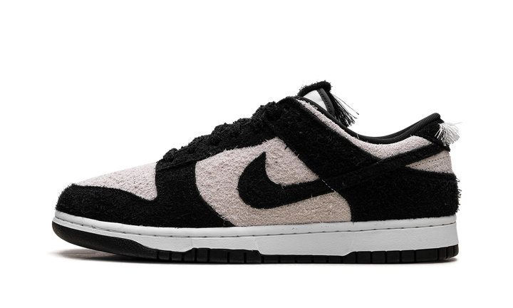 NIKE DUNK LOW RETRO SE PANDA-MONIUM WHITE BLACK SUEDE