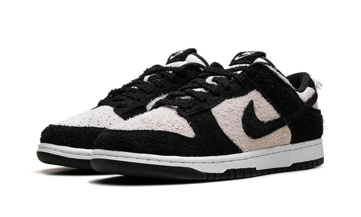 NIKE DUNK LOW RETRO SE PANDA-MONIUM WHITE BLACK SUEDE