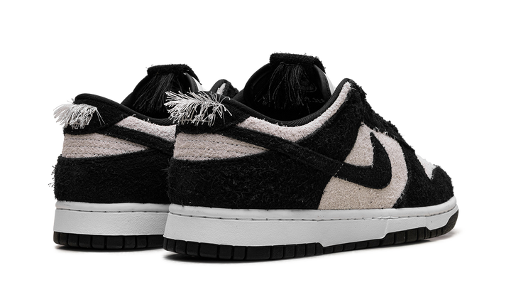 NIKE DUNK LOW RETRO SE PANDA-MONIUM WHITE BLACK SUEDE