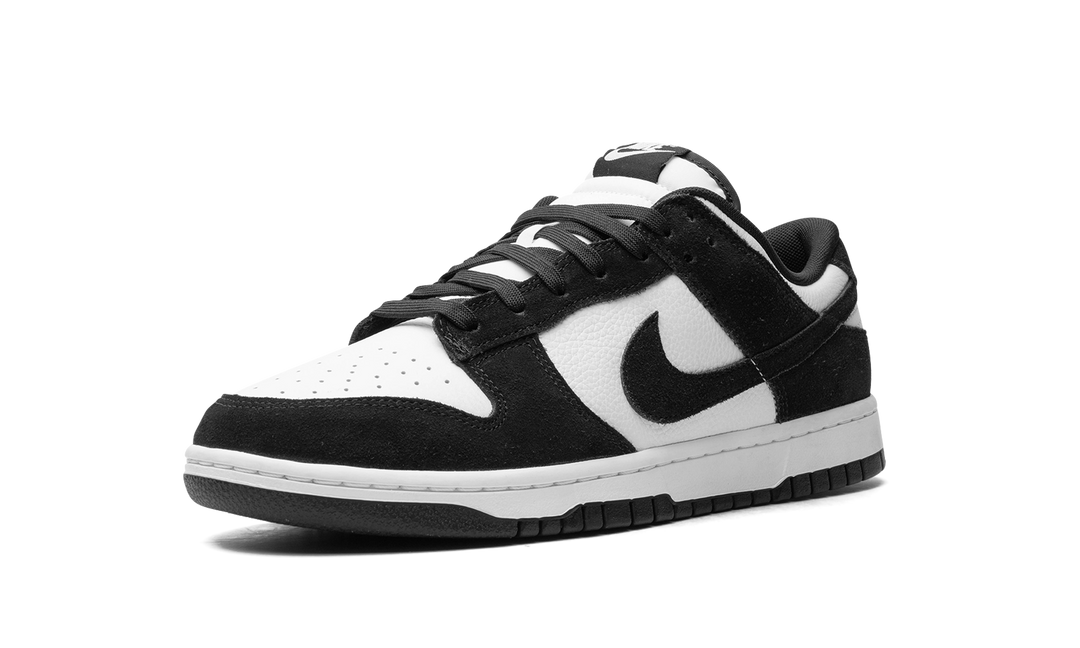 NIKE DUNK LOW RETRO SE SUEDE PANDA