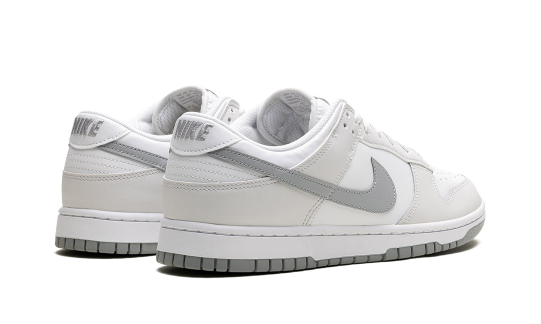 NIKE DUNK LOW RETRO SUMMIT WHITE LIGHT SMOKE GREY
