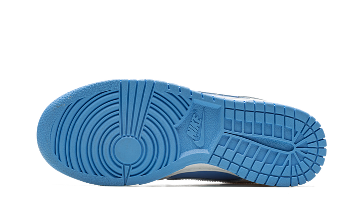 NIKE DUNK LOW REVERSE UNC WOMENS