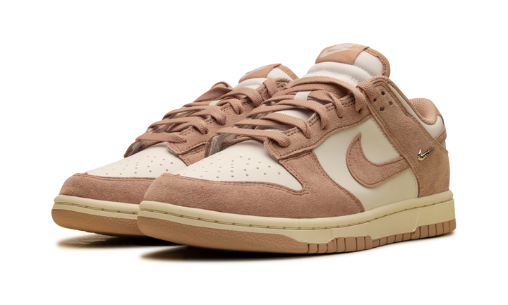 NIKE DUNK LOW ROSE WHISPER GOLD MINI SWOOSH (WOMEN&