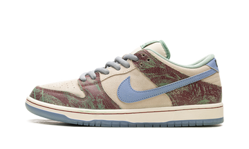 NIKE DUNK LOW SB X CRENSHAW SKATE CLUB — Stock