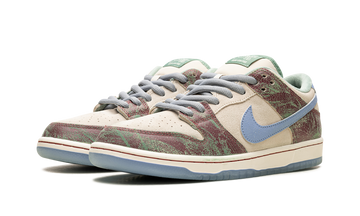 NIKE DUNK LOW SB X CRENSHAW SKATE CLUB — Stock
