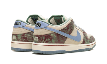 NIKE DUNK LOW SB X CRENSHAW SKATE CLUB — Stock