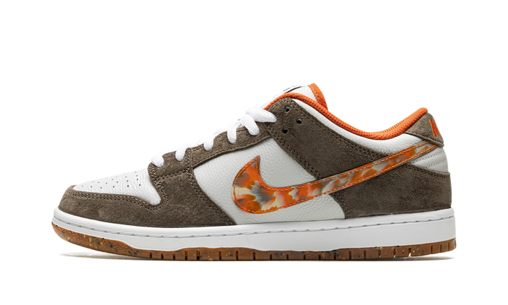 NIKE DUNK LOW SB X CRUSHED D.C.GOLDEN HOUR