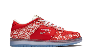 NIKE DUNK LOW SB X STINGWATER MAGIC MUSHROOM — Stock