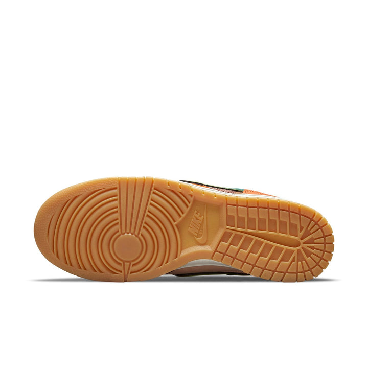 NIKE DUNK LOW SCRAP ARCHEO BROWN