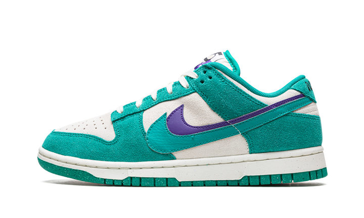 NIKE DUNK LOW SE 85 BONE GREEN WOMENS