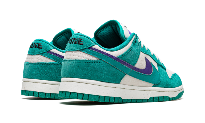 NIKE DUNK LOW SE 85 BONE GREEN WOMENS