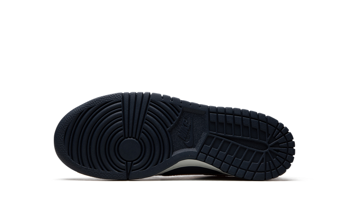 NIKE DUNK LOW SE COPPER SWOOSH FROST GS