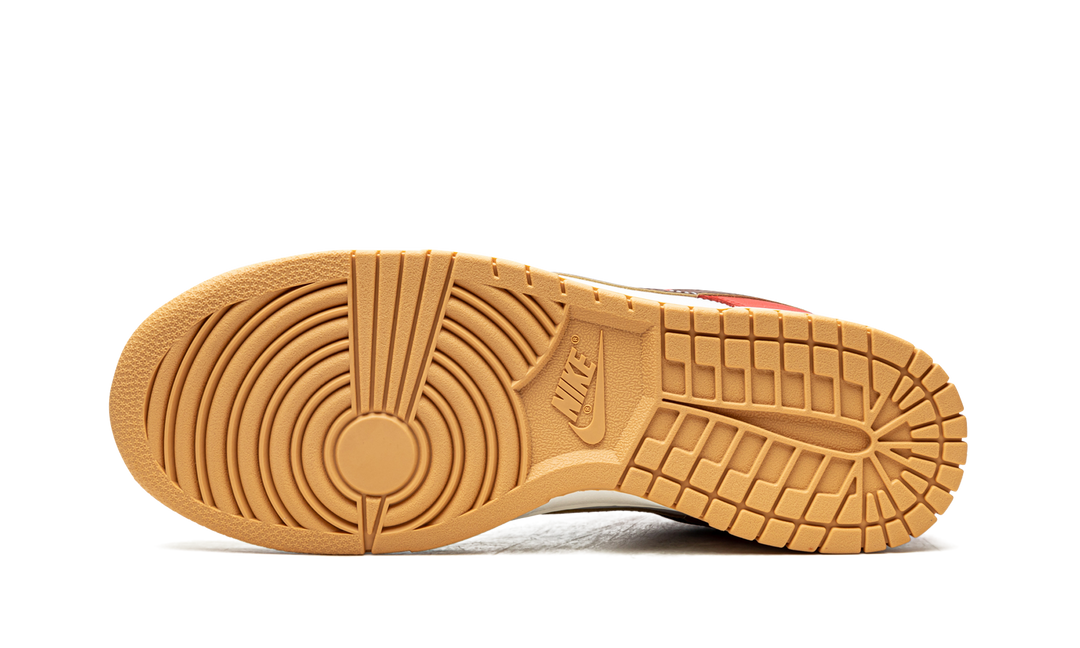 NIKE DUNK LOW SE FREE 99 WHITE