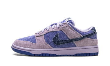 NIKE DUNK LOW SE HYDRANGEAS WOMENS — Stock