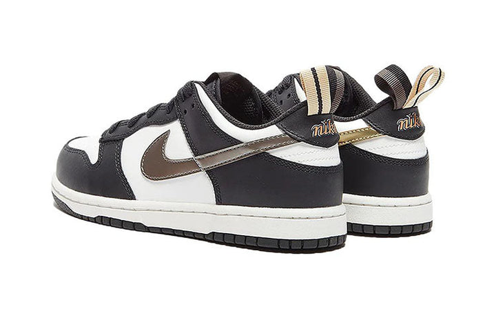 NIKE DUNK LOW SE OFF NOIR PS