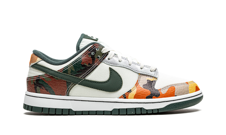 NIKE DUNK LOW SE SAIL MULTI-CAMO