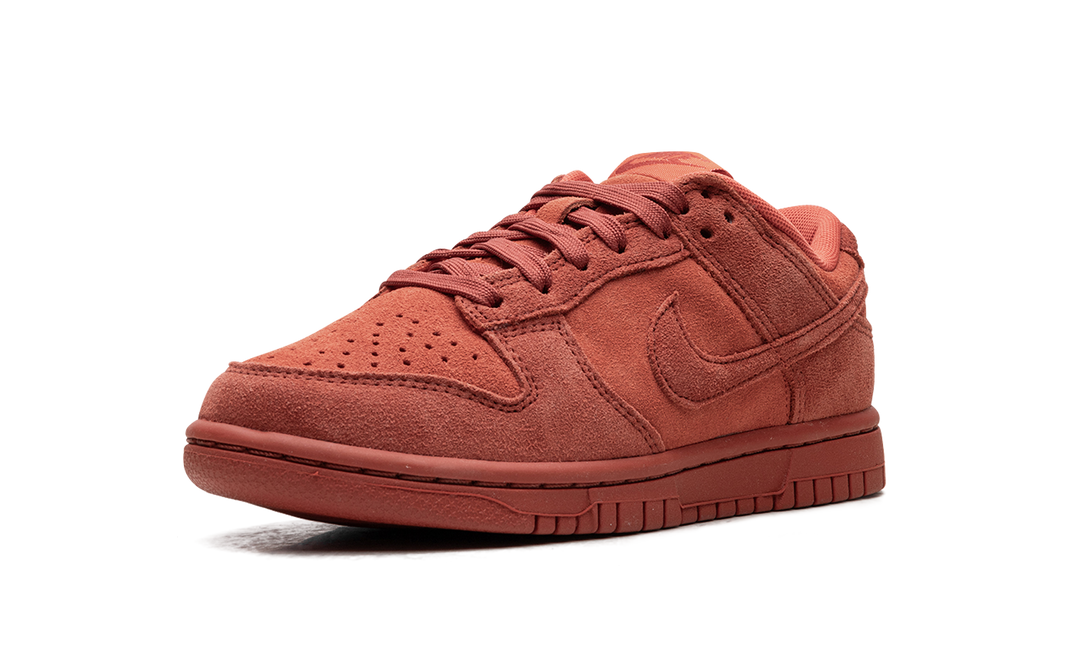 NIKE DUNK LOW SE VALLEY OF FIRE (WOMEN&
