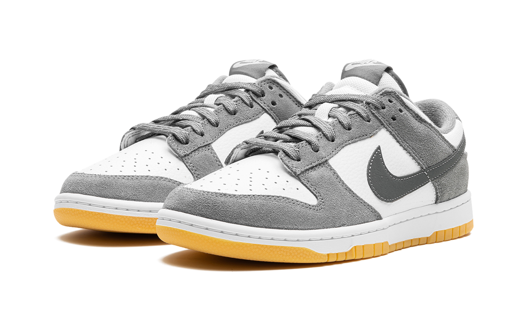 NIKE DUNK LOW SMOKE GREY GUM 3M SWOOSH