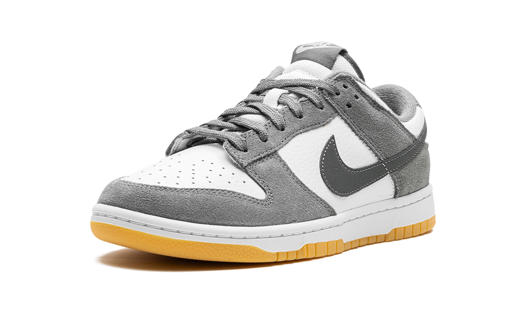 NIKE DUNK LOW SMOKE GREY GUM 3M SWOOSH